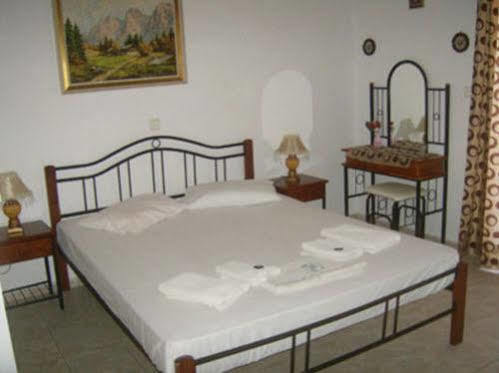 Yannis Pothoulakis Apartments Almirída Ngoại thất bức ảnh